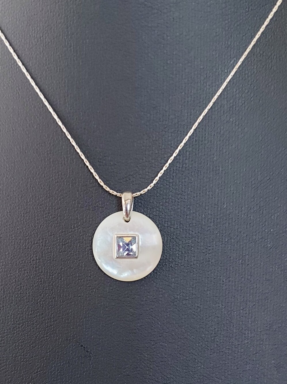 Mother of Pearl Pendant With Cubic